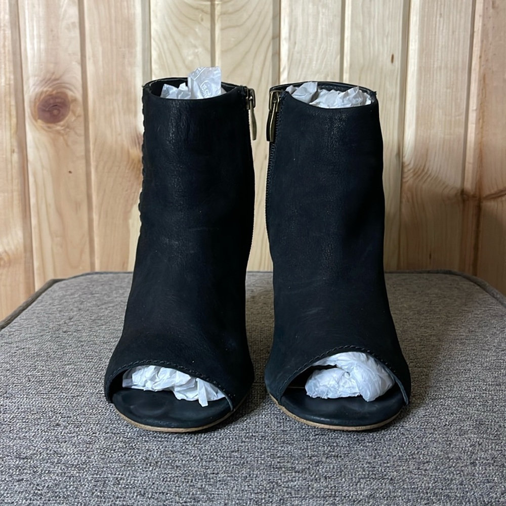 Steve Madden booties. Lightly worn